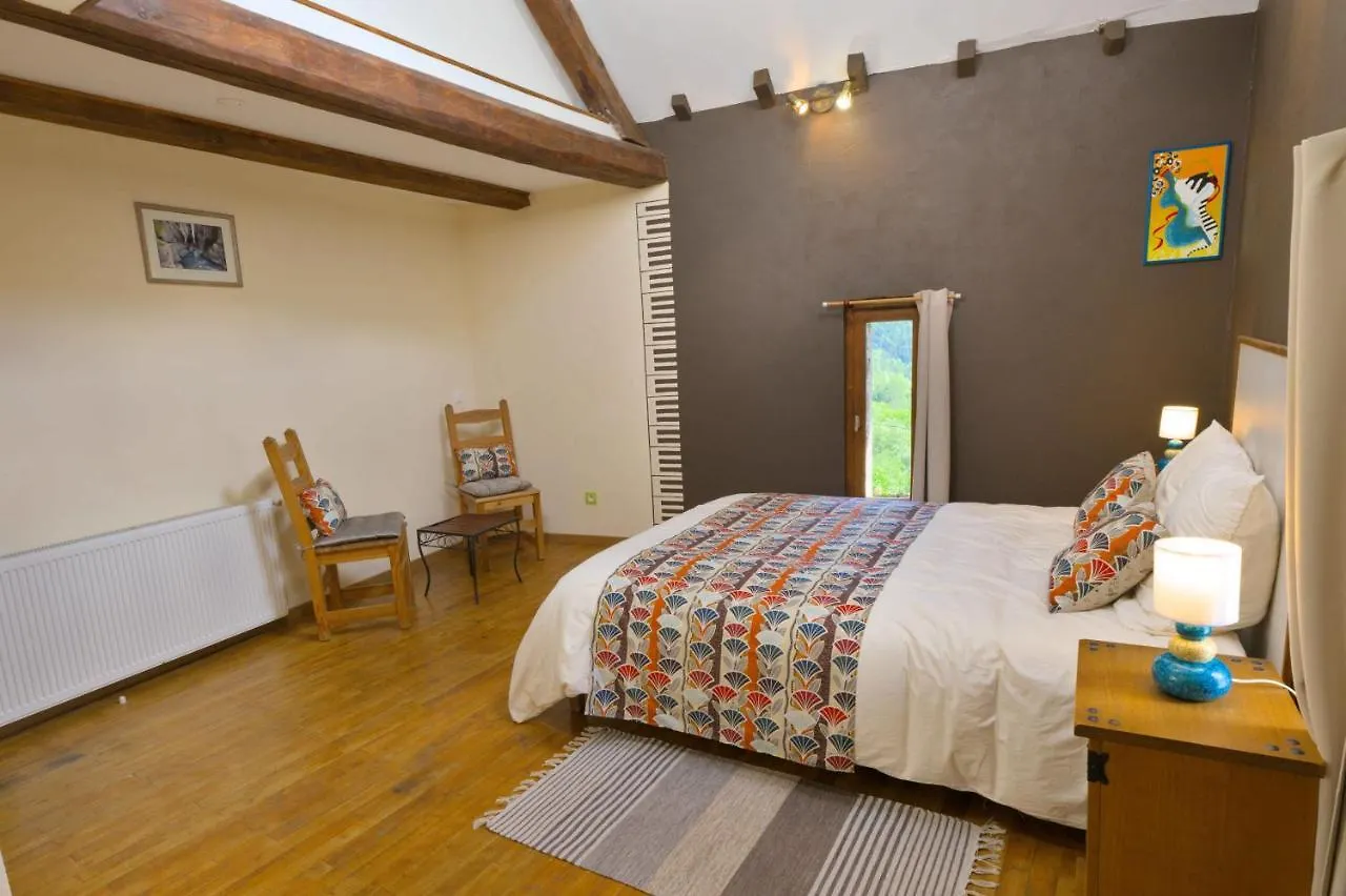 Au Diapason Chambres D'Hotes Montagne Auzet 0*,  Francia