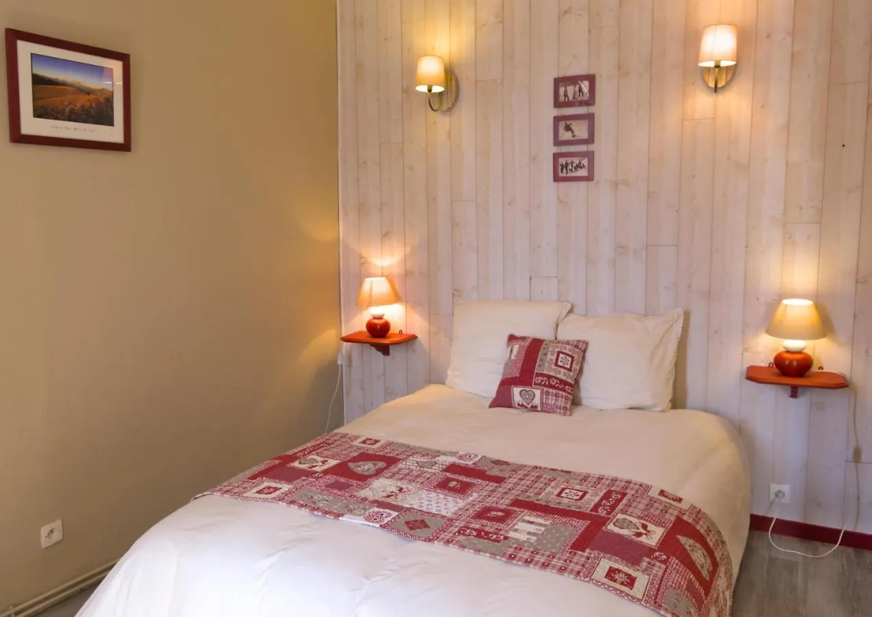 Auzet Au Diapason Chambres D'Hotes Montagne צרפת